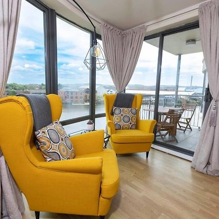 Stunning Views And City Side-Belfast City-2 Bedroom-5 Guests-Wifi & Parking Eksteriør bilde