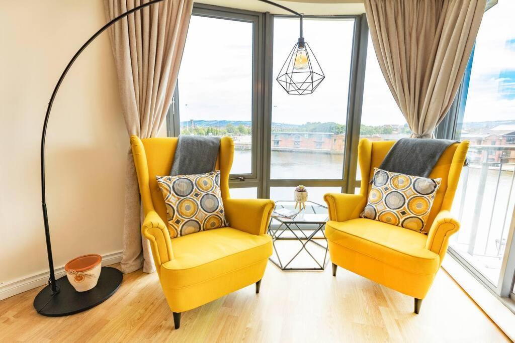 Stunning Views And City Side-Belfast City-2 Bedroom-5 Guests-Wifi & Parking Eksteriør bilde