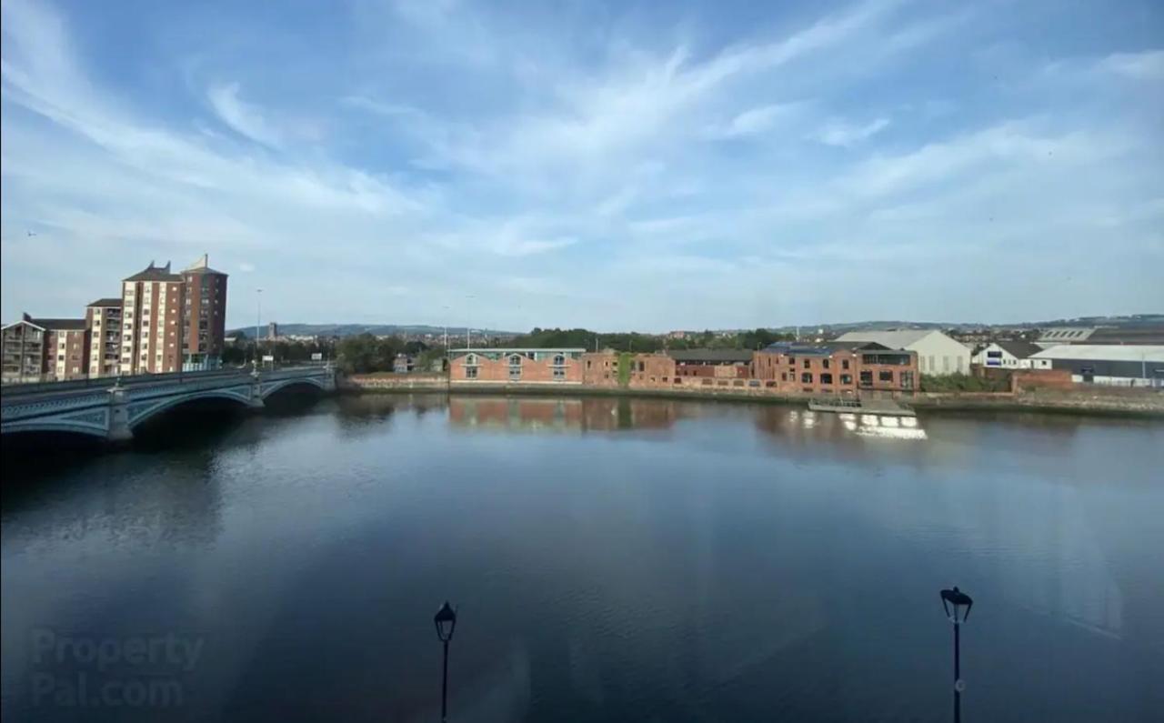 Stunning Views And City Side-Belfast City-2 Bedroom-5 Guests-Wifi & Parking Eksteriør bilde